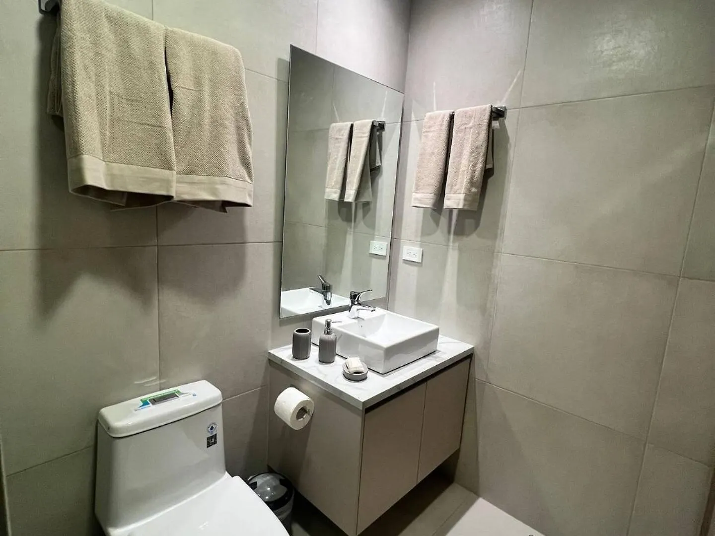 Acqualina Apartments And Spa Quito